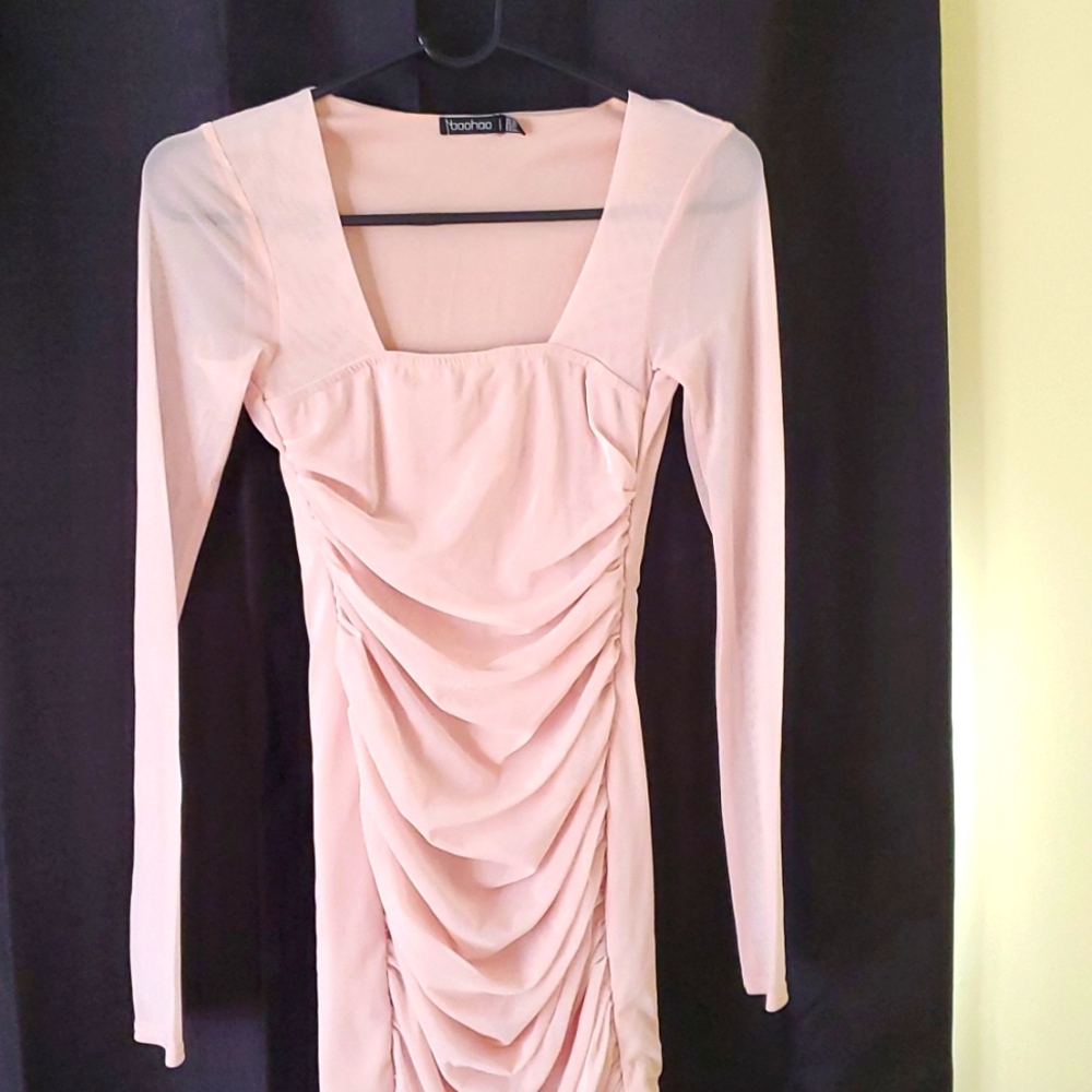 Dress - Picture 3 of 4